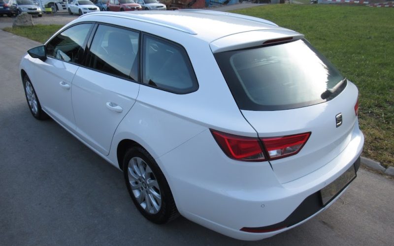Seat Leon Heckschaden Nachher